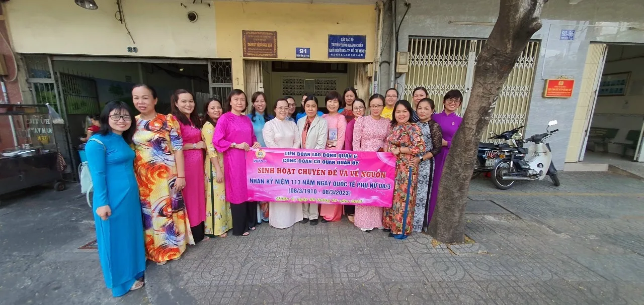 Hoạt động tại Nhà Truyền thống Cách mạng đồng bào dân tộc Hoa (4/10)