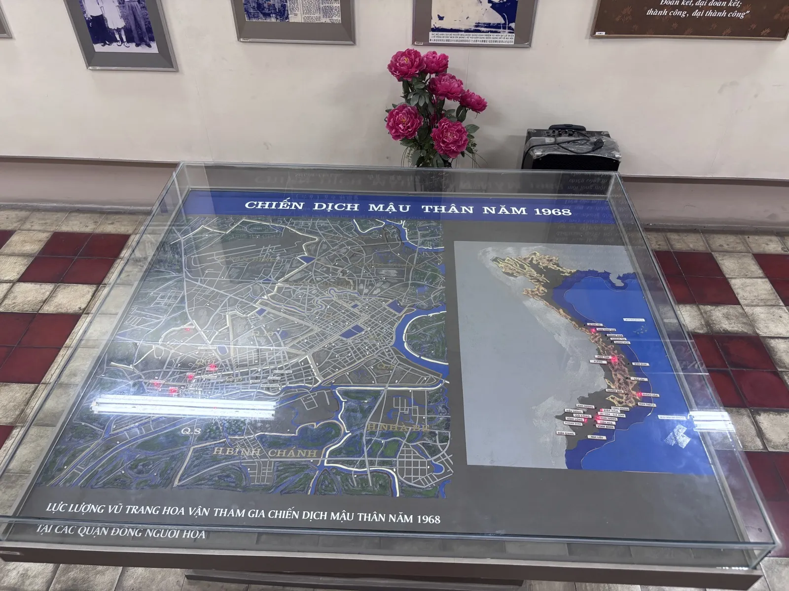 Ảnh tư liệu Phòng trưng bày 2 — Nhà Truyền thống Cách mạng đồng bào dân tộc Hoa Thành phố Hồ Chí Minh (54/55).