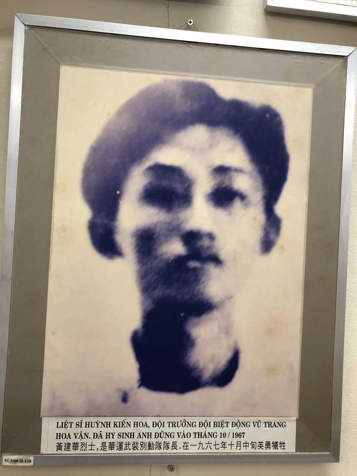 Ảnh tư liệu Phòng trưng bày 3 — Nhà Truyền thống Cách mạng đồng bào dân tộc Hoa Thành phố Hồ Chí Minh (12/69).